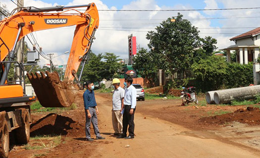 Bộ trưởng Bộ Tài chính đốc thúc 4 địa phương 
